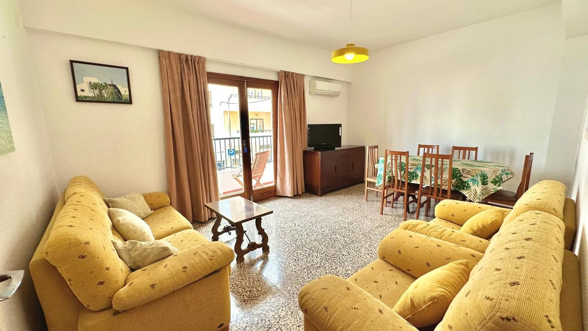 Hostal Y Apartamentos Santa Eulalia Santa Eulária des Riu Espanha